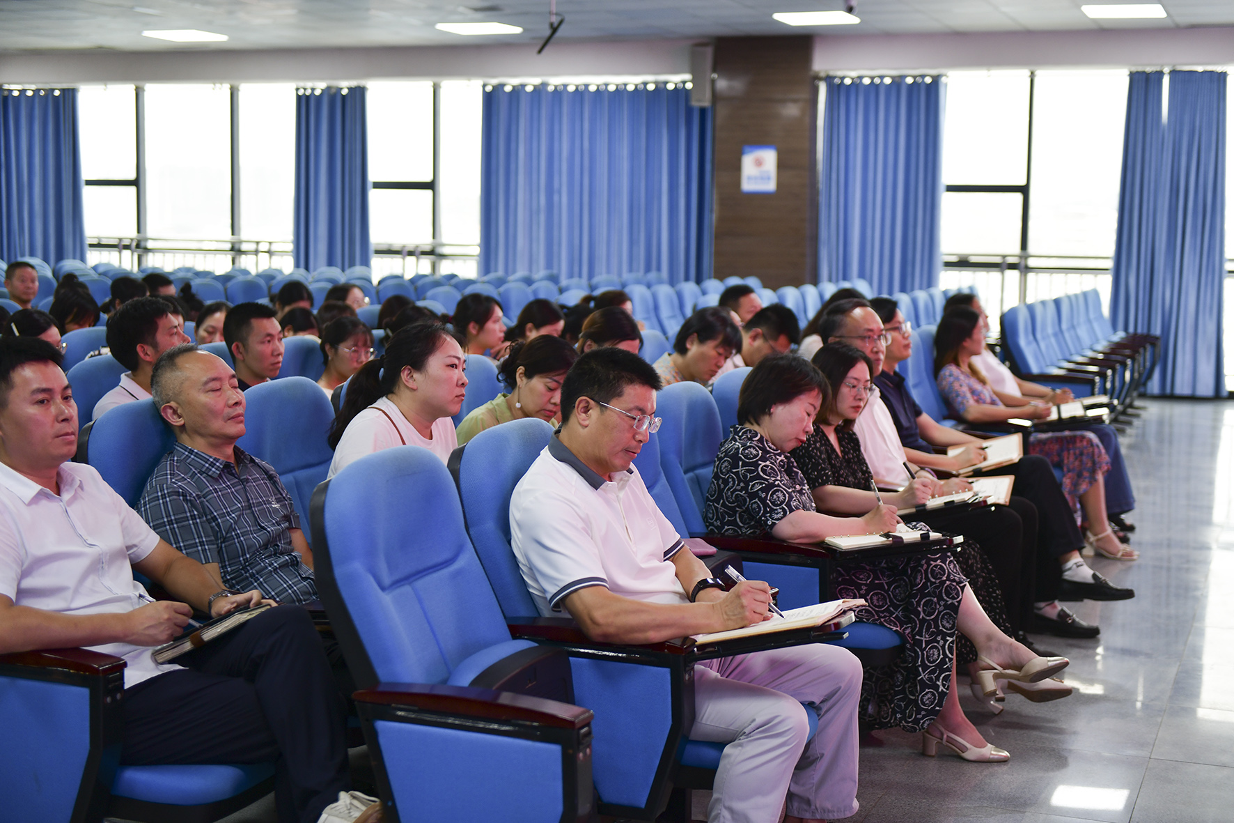 学习贯彻党的二十届三中全会精神促进学校高质量发展